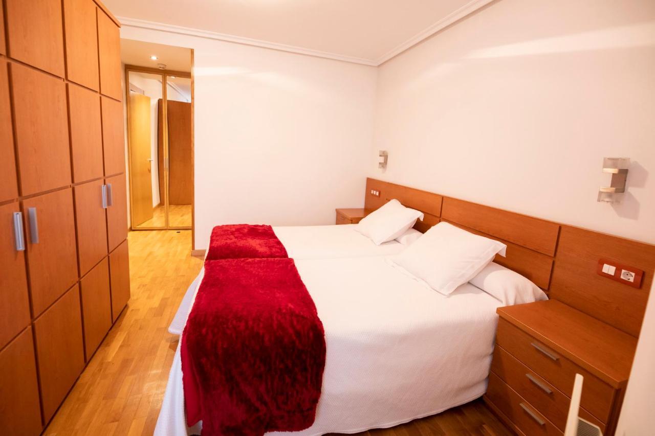 Apartamentos Cean Bermudez Gijón Exteriör bild