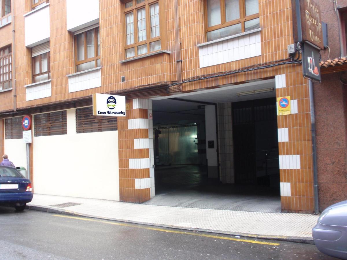 Apartamentos Cean Bermudez Gijón Exteriör bild