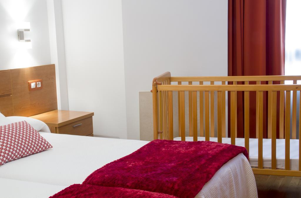 Apartamentos Cean Bermudez Gijón Exteriör bild